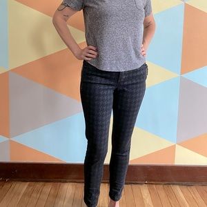 Wit & Wisdom Houndstooth Ankle Jeans, size 6